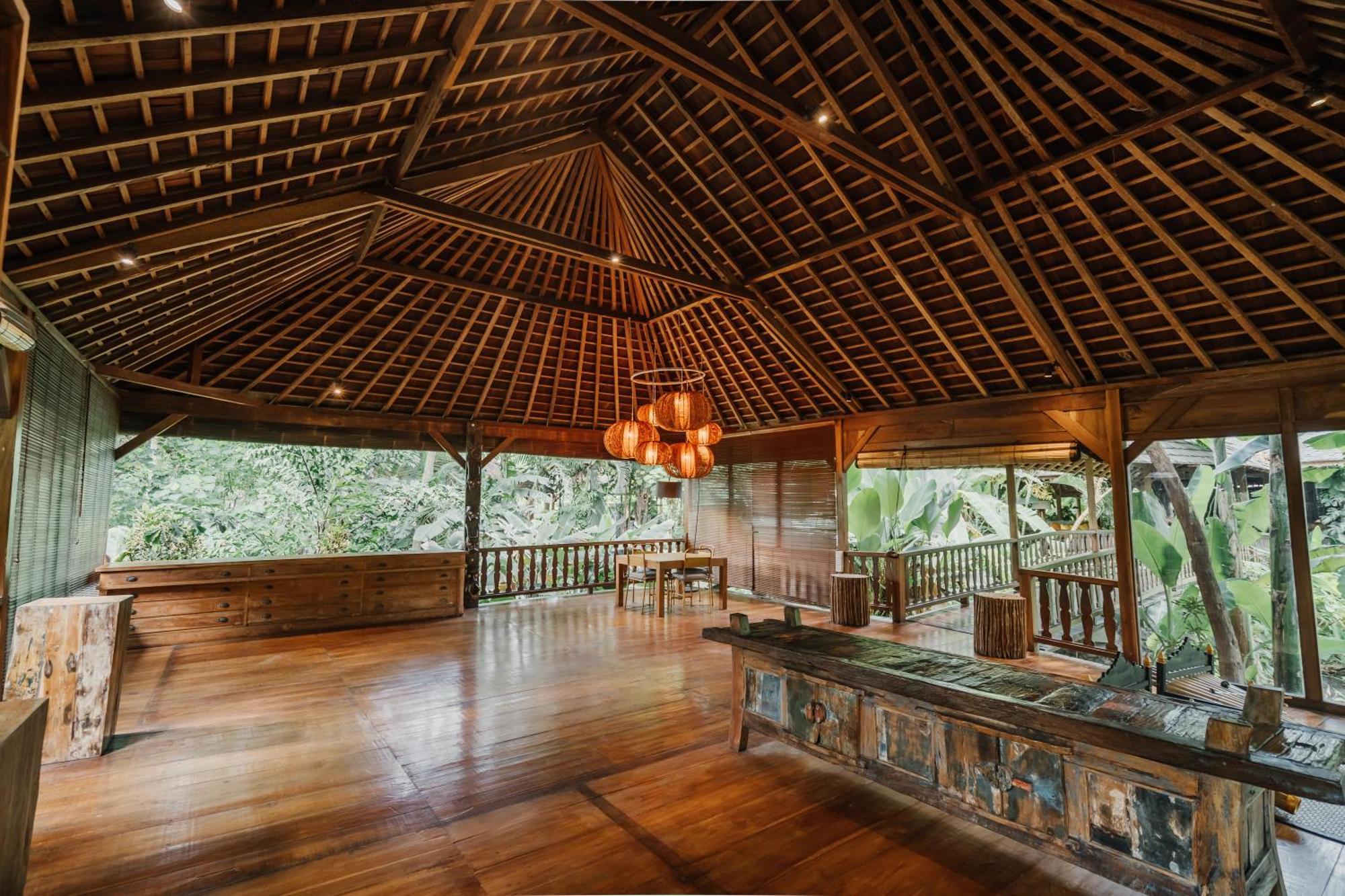Kropak Canggu Luaran gambar