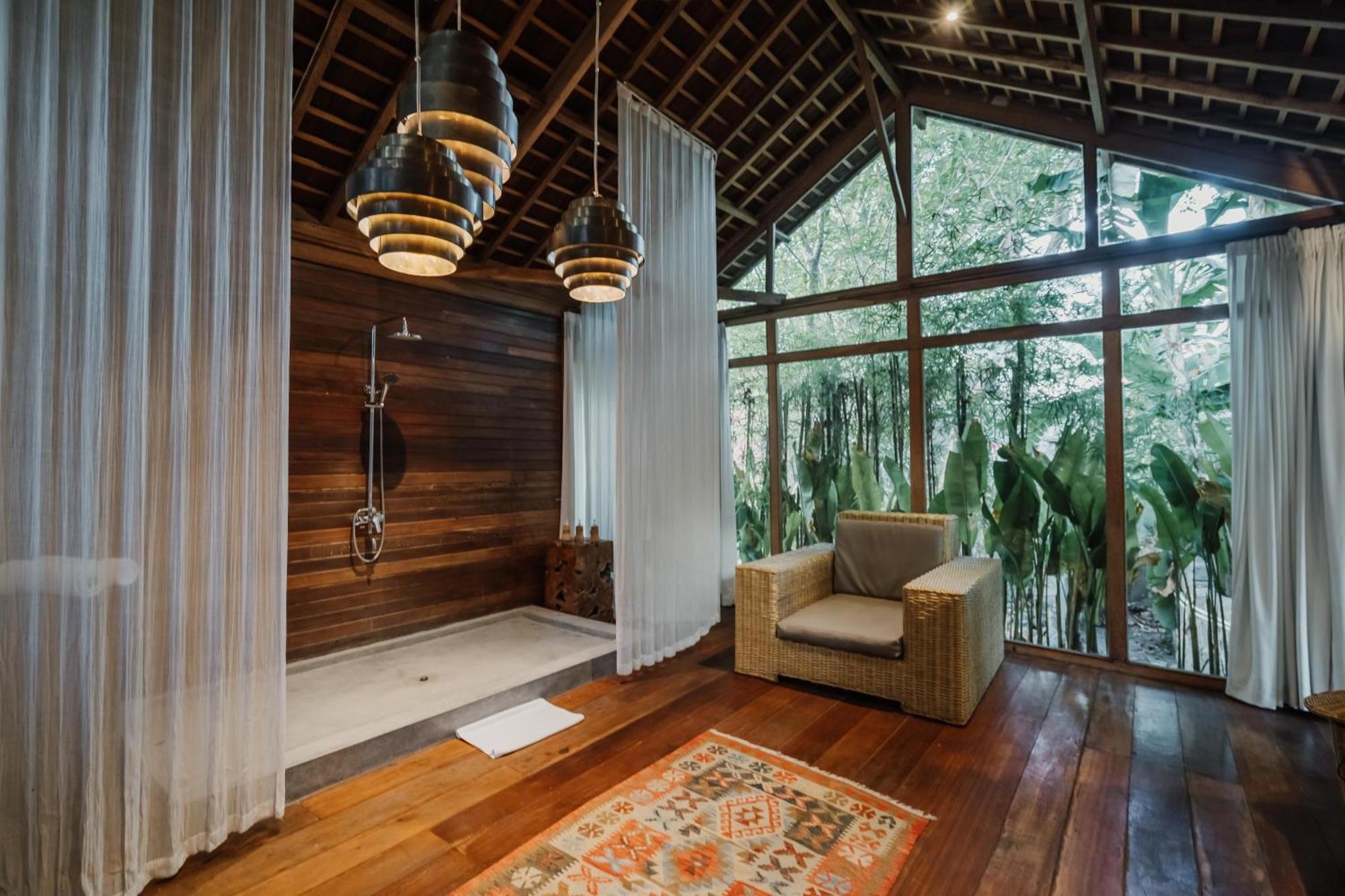 Kropak Canggu Luaran gambar