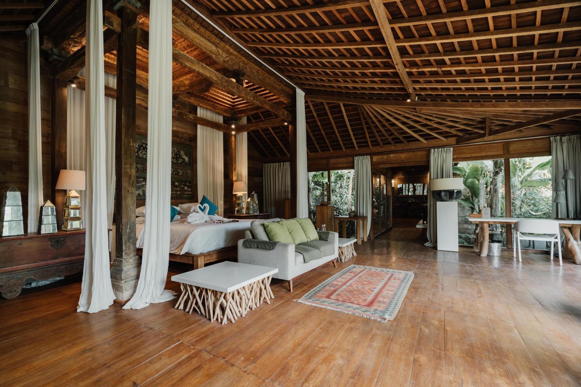 Kropak Canggu Luaran gambar