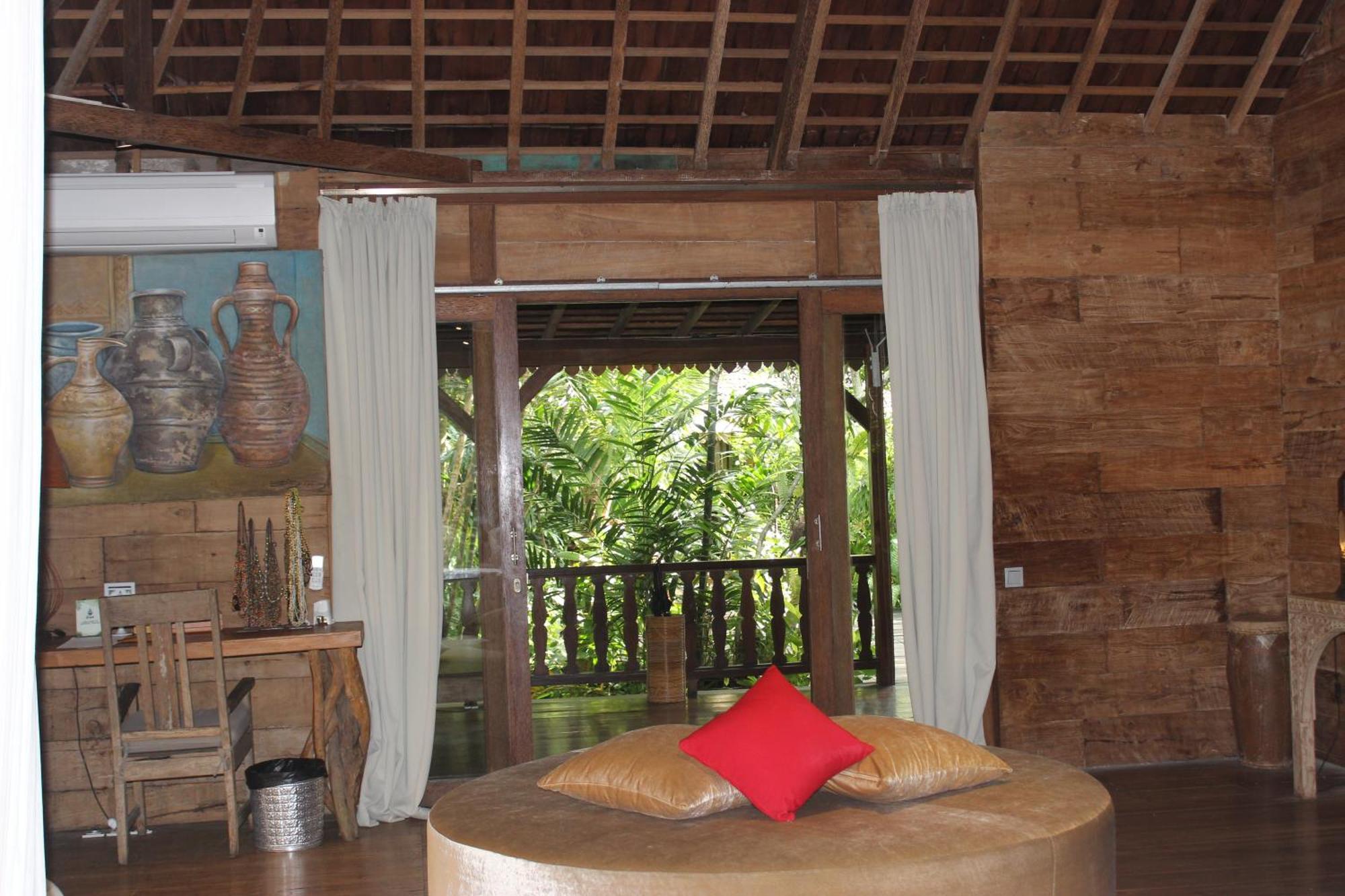 Kropak Canggu Luaran gambar